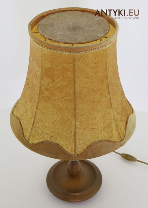 duża vintage lampa z abażurem