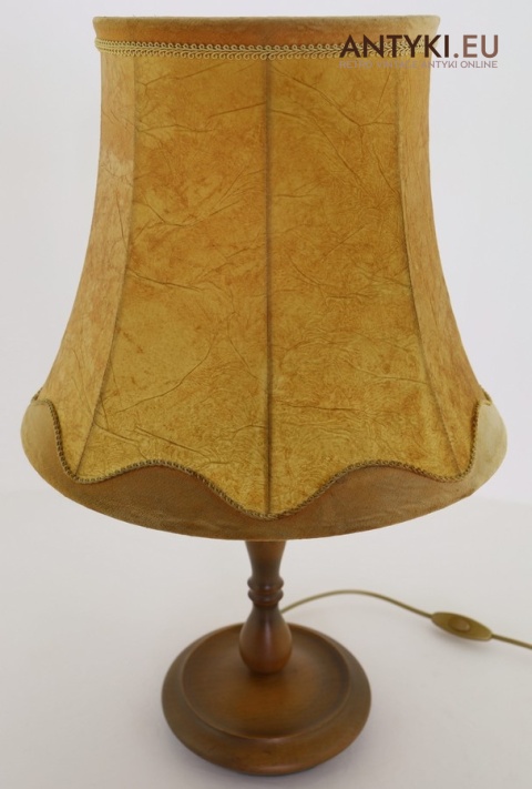 klasyczna lampa gabinetowa