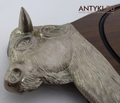 deska do serwowania mięsa z motywem byka