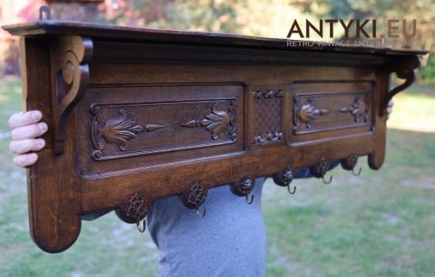 eklektyczny ręcznie rzeźbiony wieszak z drewna