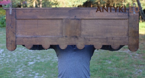 antyczny rustykalny wieszak z epoki