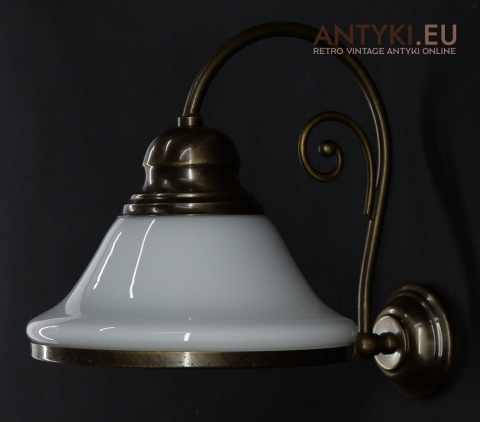 klasyczne kinkiety rustykalne