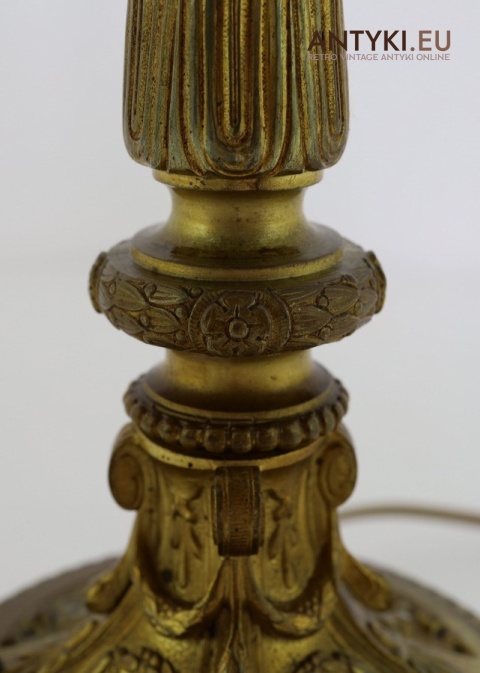 lampka retro do salonu na stolik