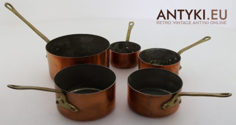 Zabytkowe rondle miedziane z pierwszej połowy XX wieku