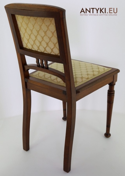 stare krzesło z pierwszej połowy xx wieku