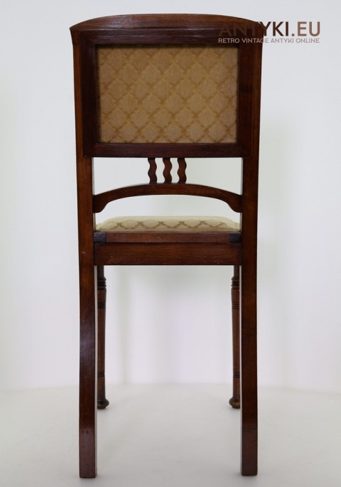 eleganckie krzesło antyczne kolekcjonerskie