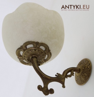 Antyczny kinkiet retro z epoki – stylowa lampa ścienna z mosiądzu