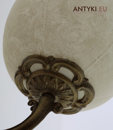 Stara lampa ścienna vintage – dekoracyjny kinkiet