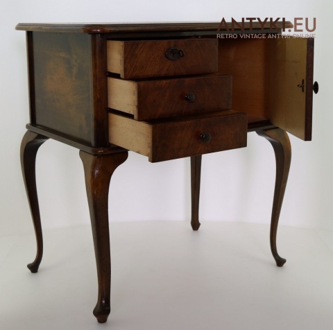 stolik z początku XX wieku lite drewno