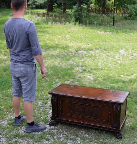 drewniana skrzynia wiejska