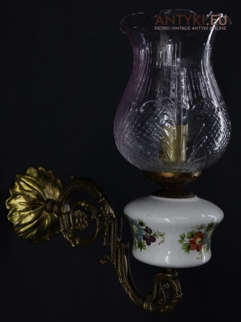 kinkiet antyczny w stylu neobarokowym