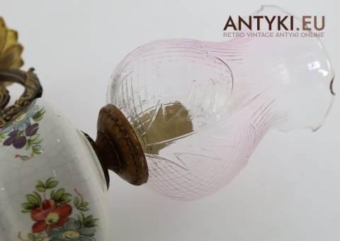 kinkiet retro z kwiatową ceramiką