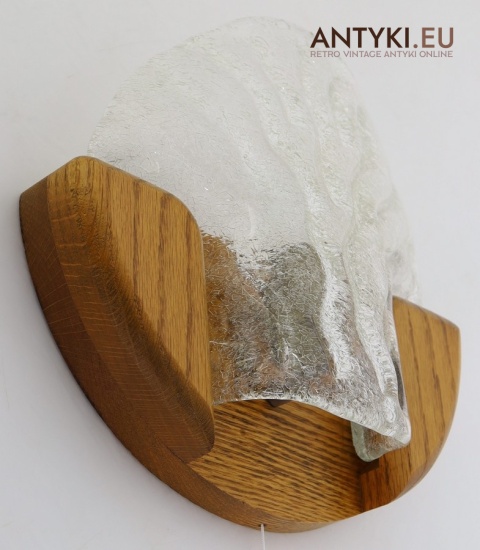 stara lampa ścienna drewniana