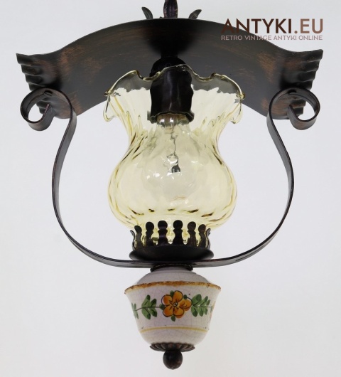 lampa rustykalna sufitowa do wiejskiej chaty