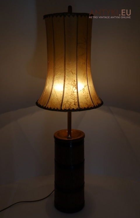 Unikatowa lampa wiejska z maselnicy