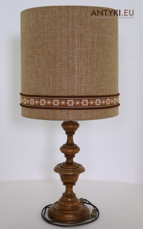 duża lampa stołowa retro