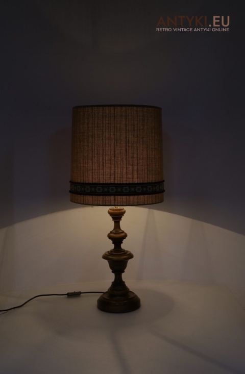 rustykalne lampy stołowe