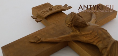 krucyfiks z pierwszej połowy xx wieku