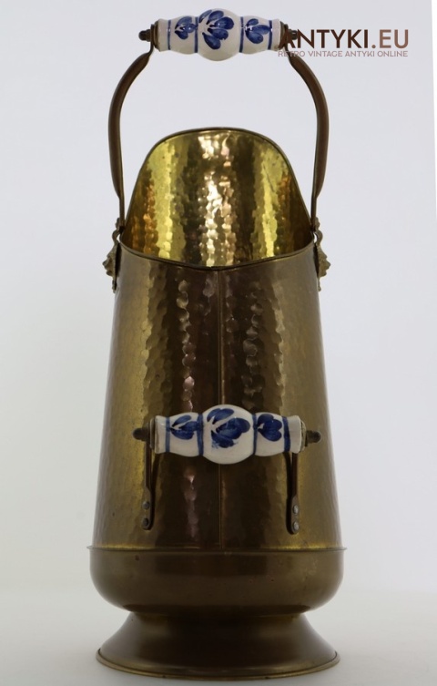 pojemnik kominkowy vintage do salonu