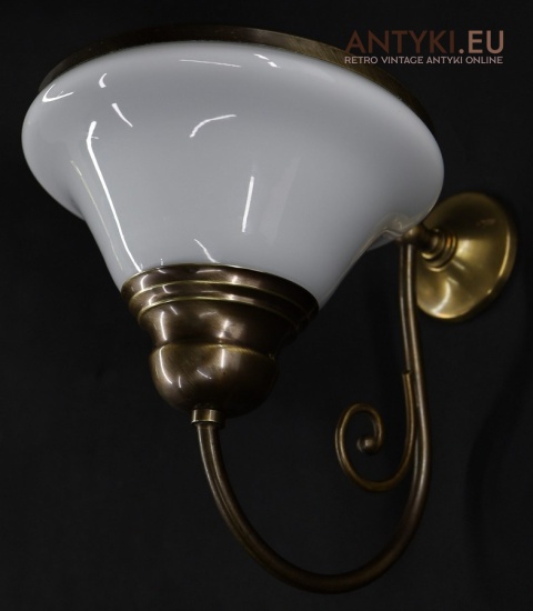 stylowy kinkiet z mosiądzu