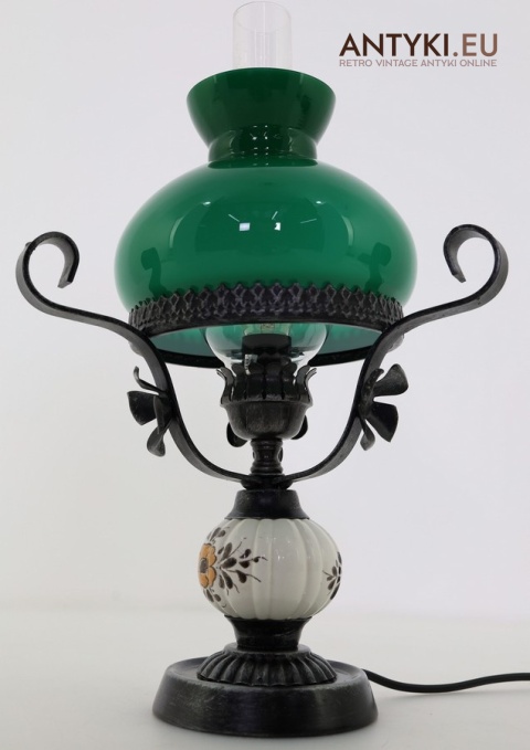 rustykalna lampka na stolik retro