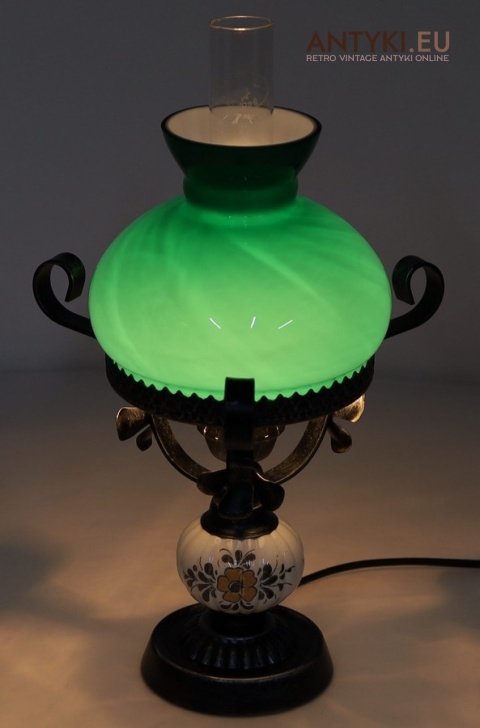 lampka stołowa vintage do sypialni