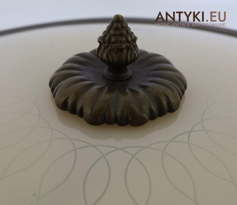 plafon secesyjny z połowy xx wieku