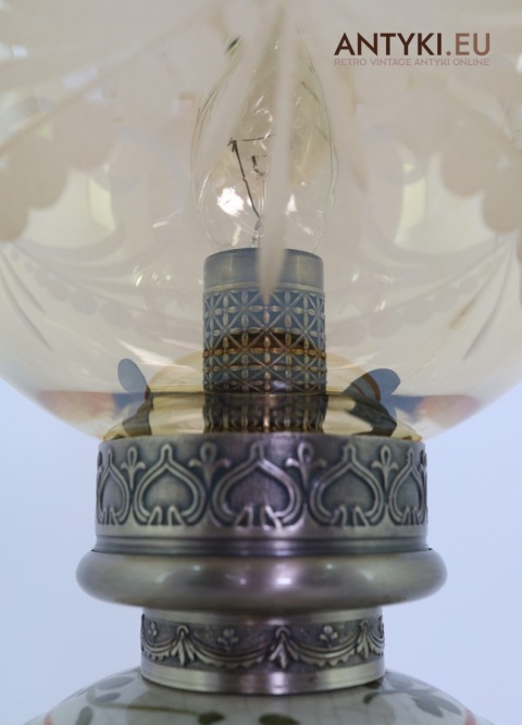 lampa na stolik klasyczna w stylu retro