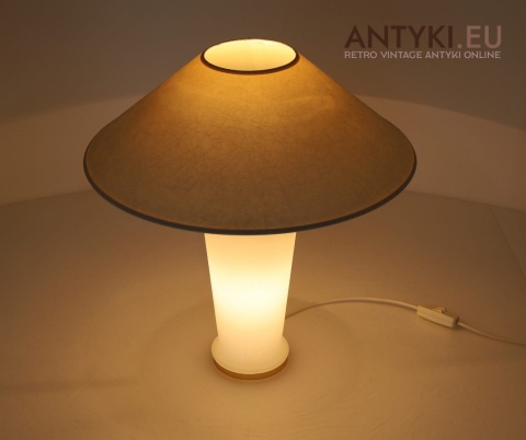 Stylowa lampa Murano z podświetlanym korpusem