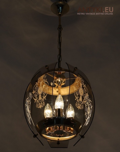 lampa zawieszana z trzema punktami świetlnymi