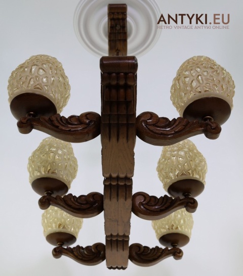 drewniana lampa góralska z epoki