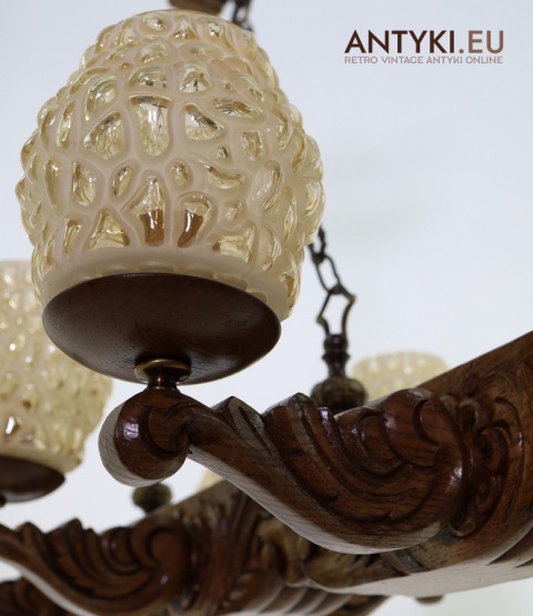 tradycyjny żyrandol ludowy drewniany