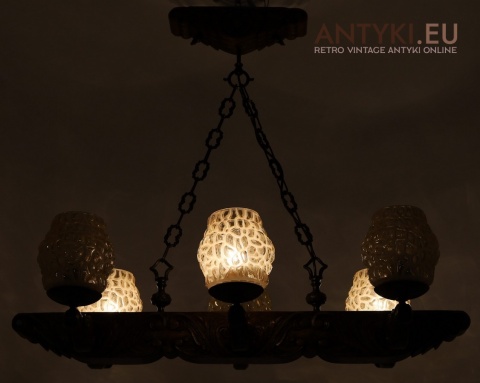 dębowy żyrandol ręcznie rzeźbiony