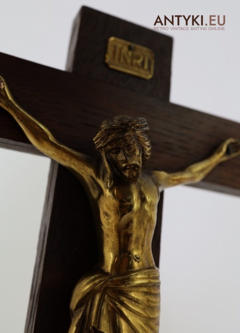 stylowe dewocjonalia z epoki do wnętrz klasycznych