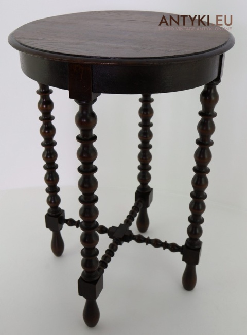 antyczny stolik grunderzeit z toczeniem