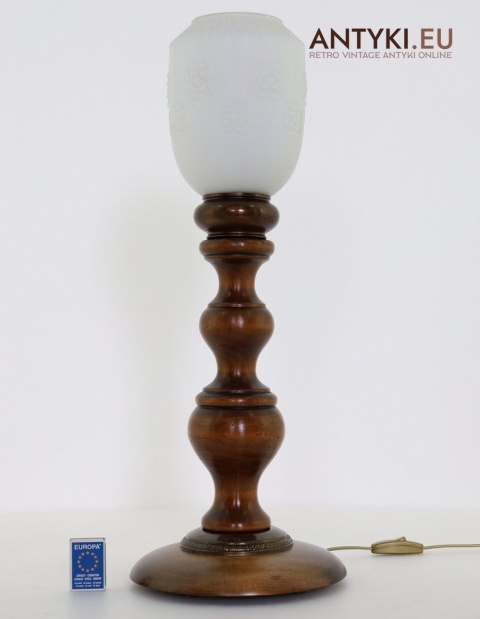 wysoka stołowa drewniana lampa dekoracyjna vintage