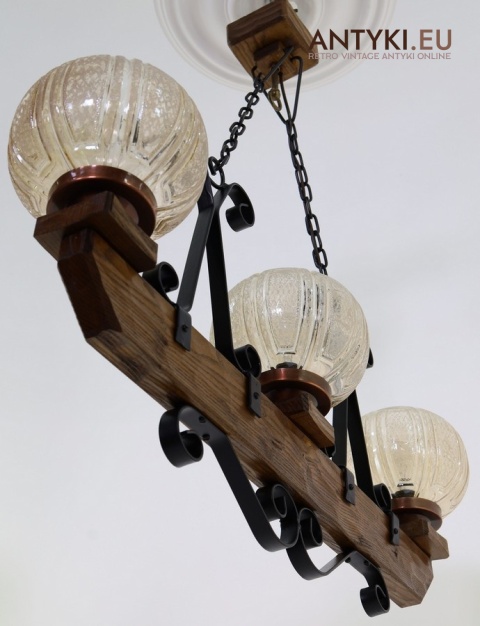 żyrandol rustykalny do salonu