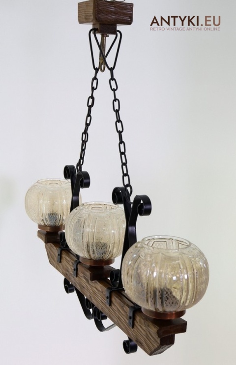 lampa rustykalna do domu z bali