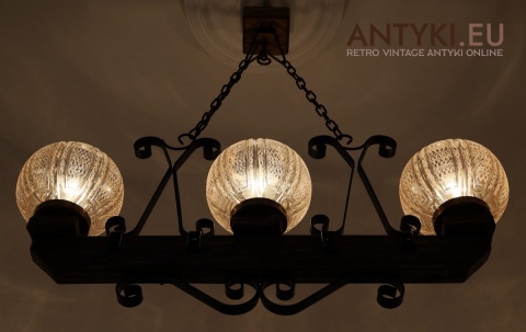 oświetlenie z drewna i metalu rustykalne