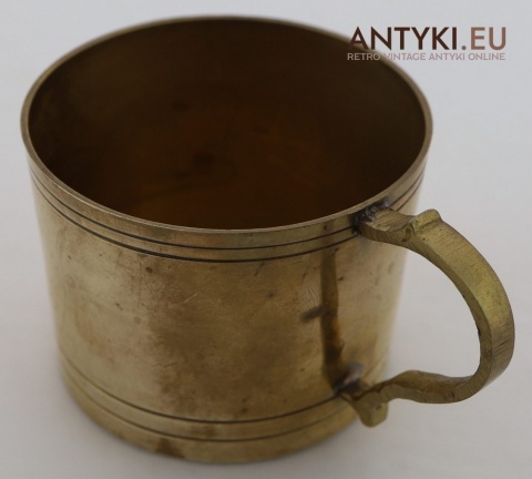 Mosiężne naczynie vintage z uchwytem – kubek / świecznik retro z epoki