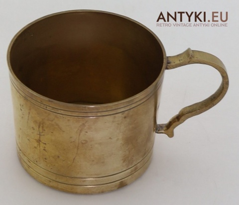 Mosiężne naczynie vintage z uchwytem – kubek / świecznik retro z epoki
