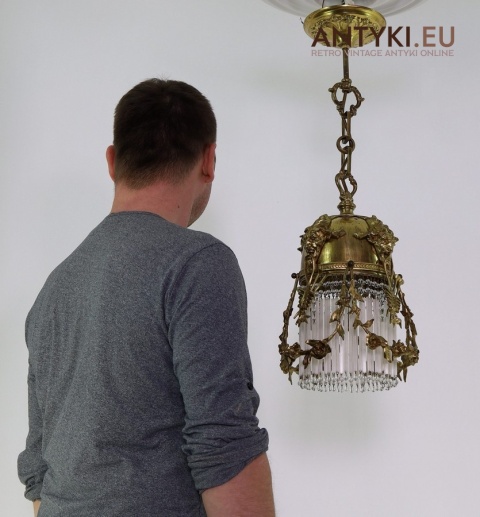 Antyczna lampa secesyjna retro z epoki – muzealne lampy vintage
