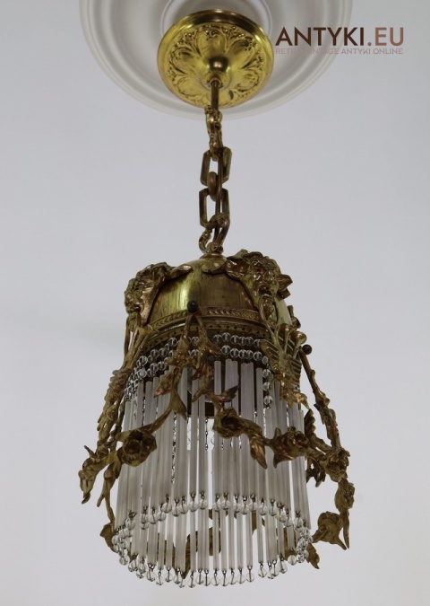 lampa wisząca vintage z epoki secesyjnej