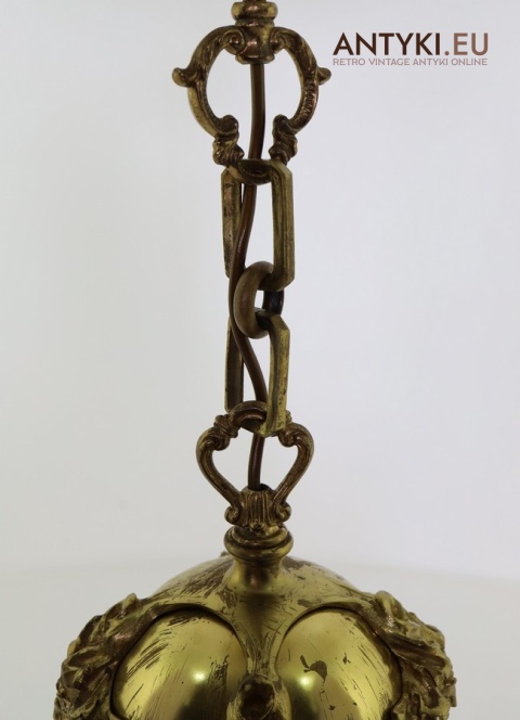 retro lampa wisząca z masywnym mosiądzem i ornamentem