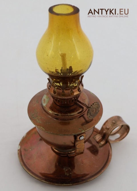 antyczna mała lampka naftowa