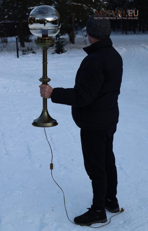 duża dekoracyjna lampa stołowa vintage do salonu