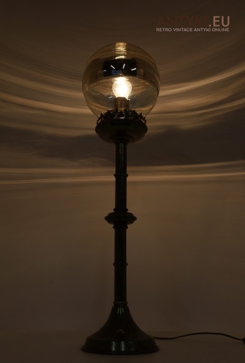 duża lampa stołowa retro do wnętrz klasycznych