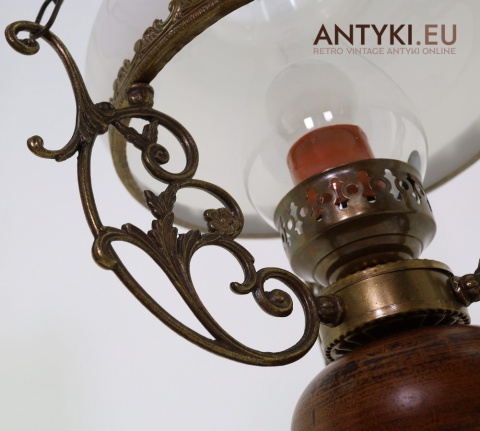 sufitowa dekoracyjna lampa z epoki