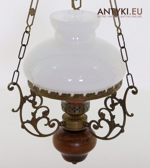 sufitowa drewniana lampa retro z epoki