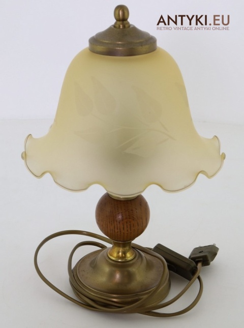 mała lampka stołowa retro do sypialni